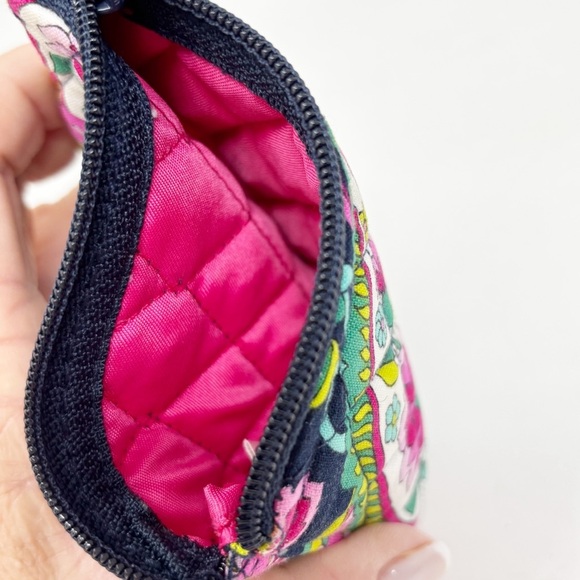 VERA BRADLEY Black Multi Coin Purse Wallet PETAL PAISLEY Zip Quilted 4.5” X 5” - Picture 3 of 5